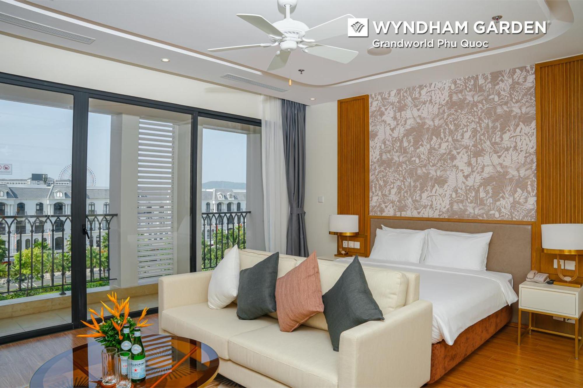 ホテル Wyndham Garden Grandworld フーコック エクステリア 写真