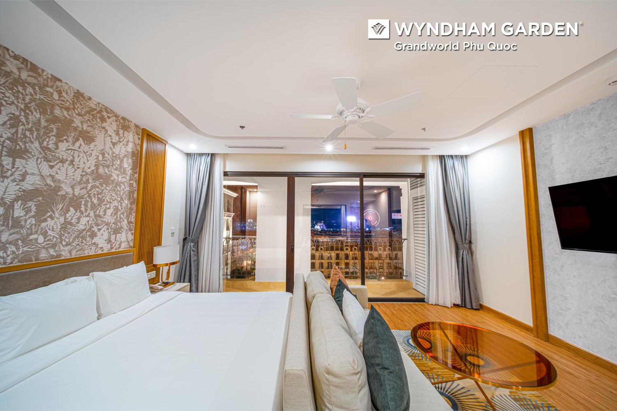ホテル Wyndham Garden Grandworld フーコック エクステリア 写真